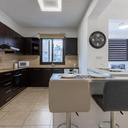 Angelina 2-bedroom In Apartmán *
